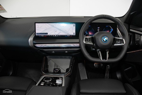 2026 BMW X3 G45 30e xDrive SUV image 7