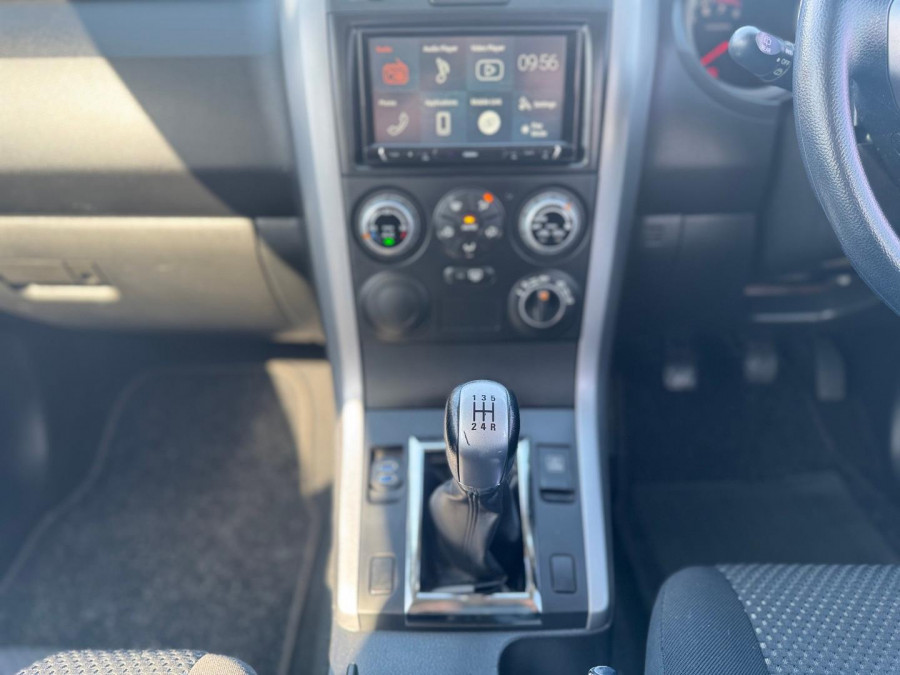 2005 Suzuki Grand Vitara JB  SUV Image 19