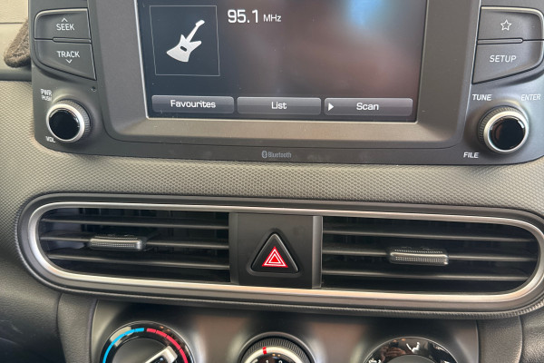 2018 Hyundai KONA OS Active SUV Image 18