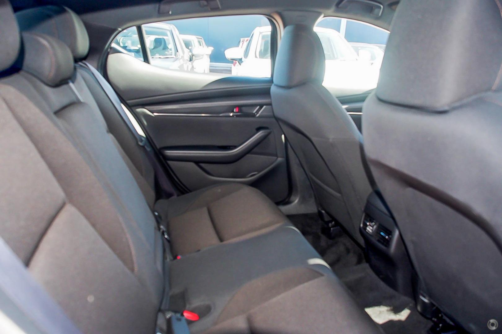 2024 Mazda 3 BP Series G20 Evolve Hatch Image 7