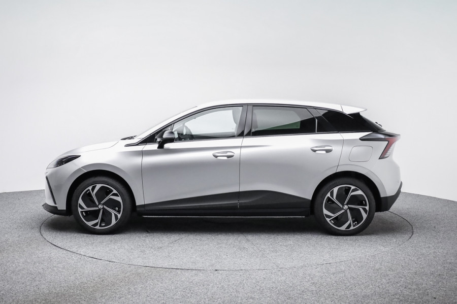 2026 MG MG4 AH4E Essence 64 Hatch Image 4