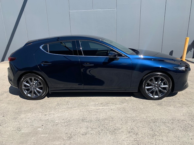 2024 Mazda 3 BP G20 Touring Vision Technology Hatch Image 2