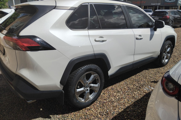 2020 Toyota RAV4 MXAA52R GXL SUV Image 5