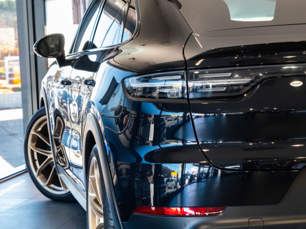 2022 Porsche Cayenne Turbo GT Coupe image 33