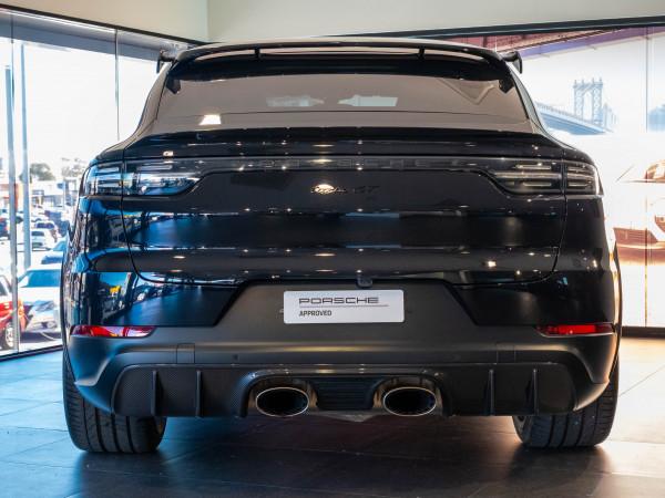 2022 Porsche Cayenne Turbo GT Coupe image 6