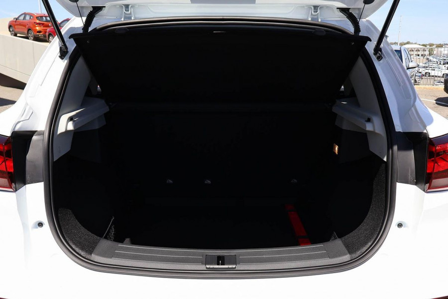 2024 MG ZST Essence SUV Image 16