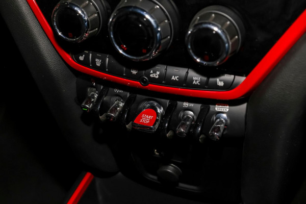 2023 MINI Countryman F60 LCI JCW Classic SUV image 17