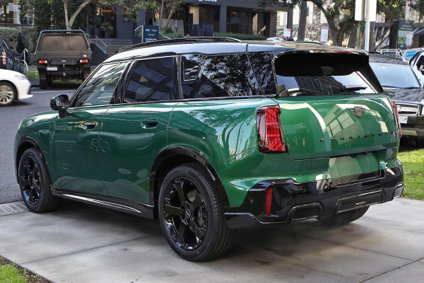 2026 MINI Countryman U25 S Favoured SUV