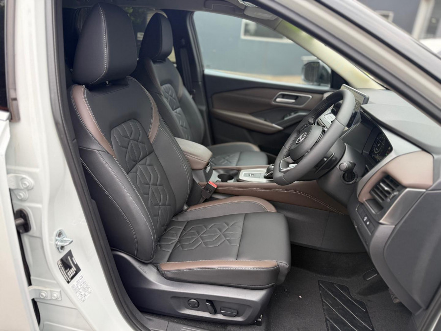 2025 Nissan QASHQAI J12 Ti SUV Image 9