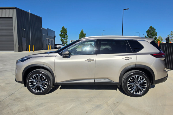 2026 Nissan X-Trail T33 Ti SUV Image 4