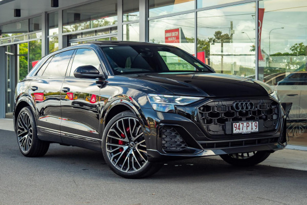 Audi SQ8 TFSI F1