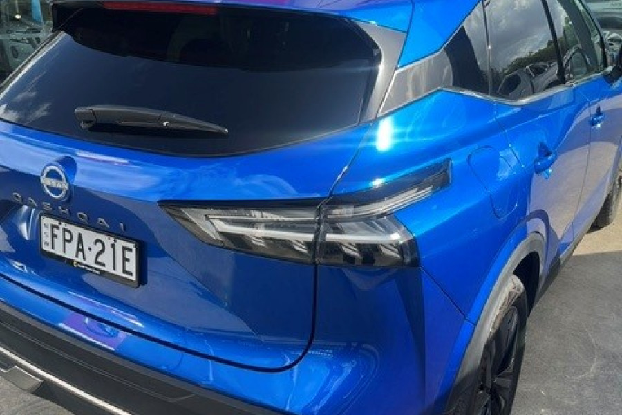 2024 MY25 Nissan QASHQAI J12 Ti SUV Image 8