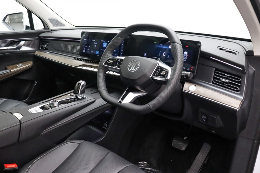 2026 MG QS Essence SUV Image 13