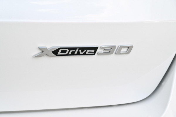 2024 BMW iX1 U11 xDrive30 M Sport SUV image 11