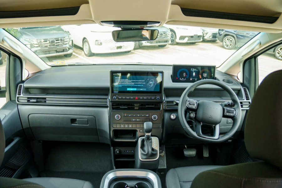 2026 MY27 Hyundai Staria Load US4.V4  Van Image 16