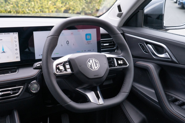2026 MG HS Essence SUV Image 18