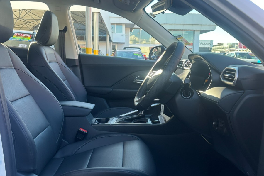 2025 MG ZS ZS32 Essence SUV Image 17