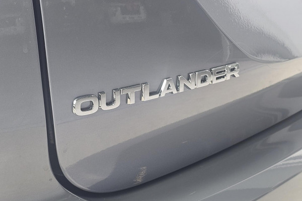 2026 Mitsubishi Outlander ZM Exceed Tourer SUV Image 8