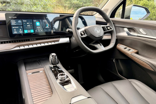 2026 MG QS Essence SUV Image 17