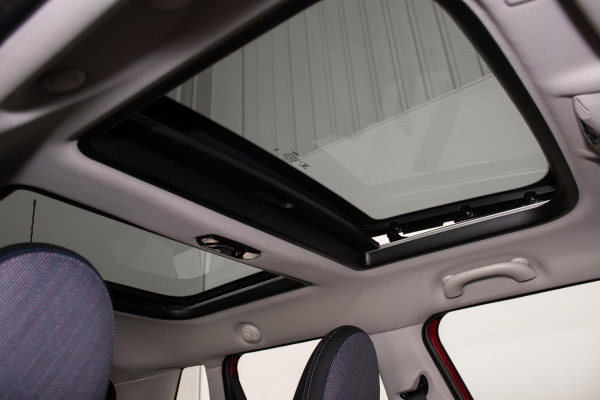 2026 MINI Cooper F65 C Classic Hatch image 11