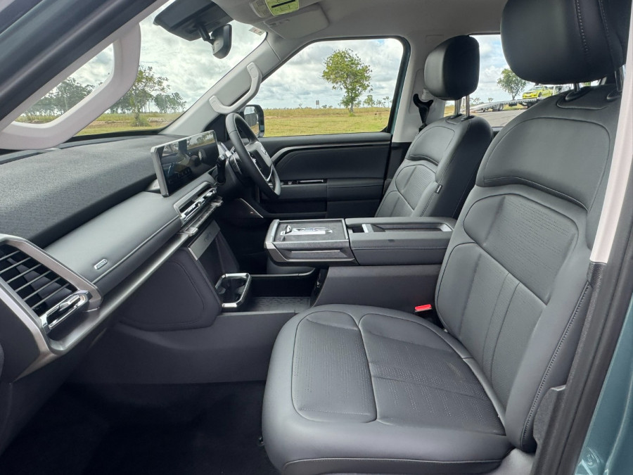 2025 LDV Terron 9 EKK1C Evolve Ute Image 14