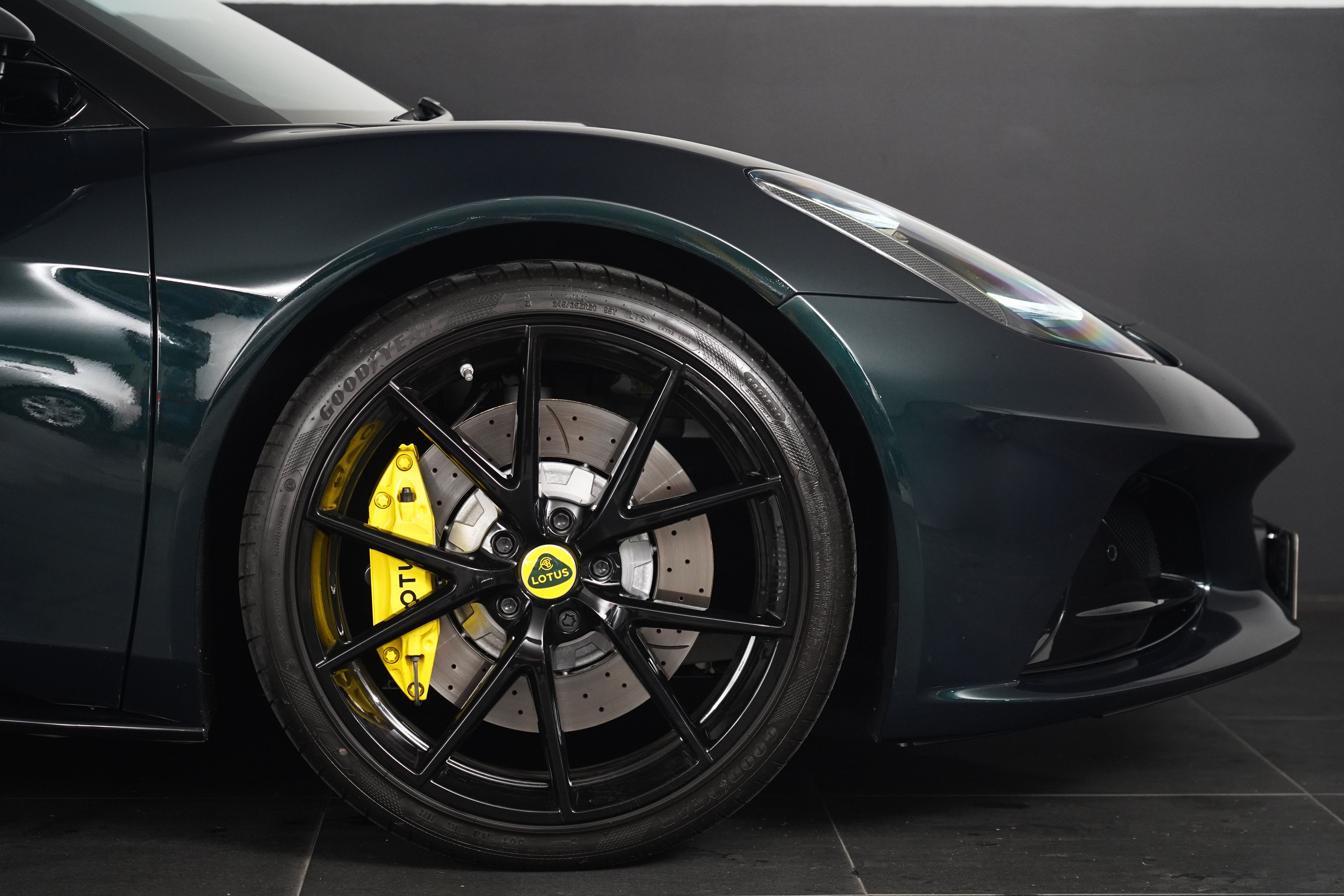 2023 Lotus Emira 1st Edition Coupe Image 17