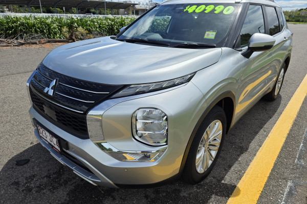 2023 MY24 Mitsubishi Outlander ZM LS SUV