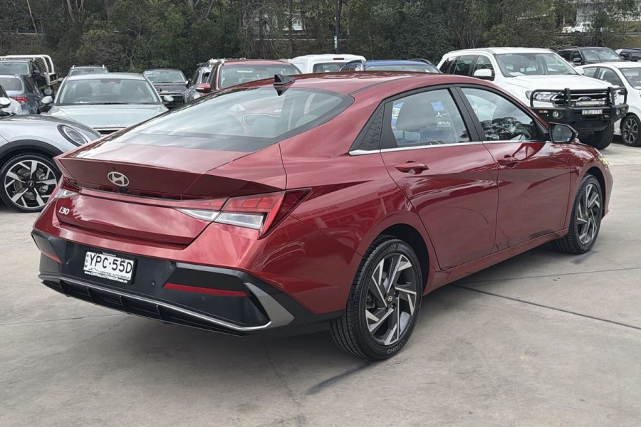 2024 Hyundai i30 CN7.V2 Elite Sedan Image 5
