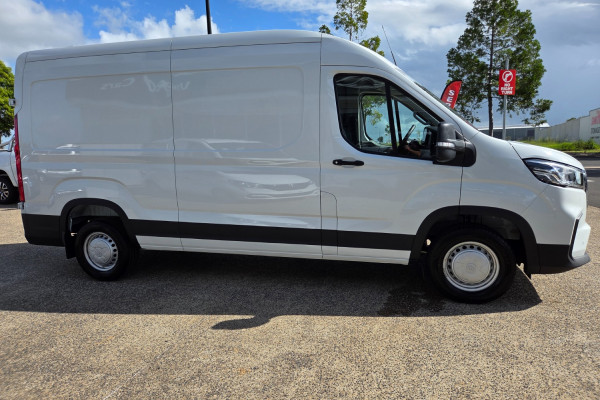 2025 MY24 LDV Deliver 9  LWB Van