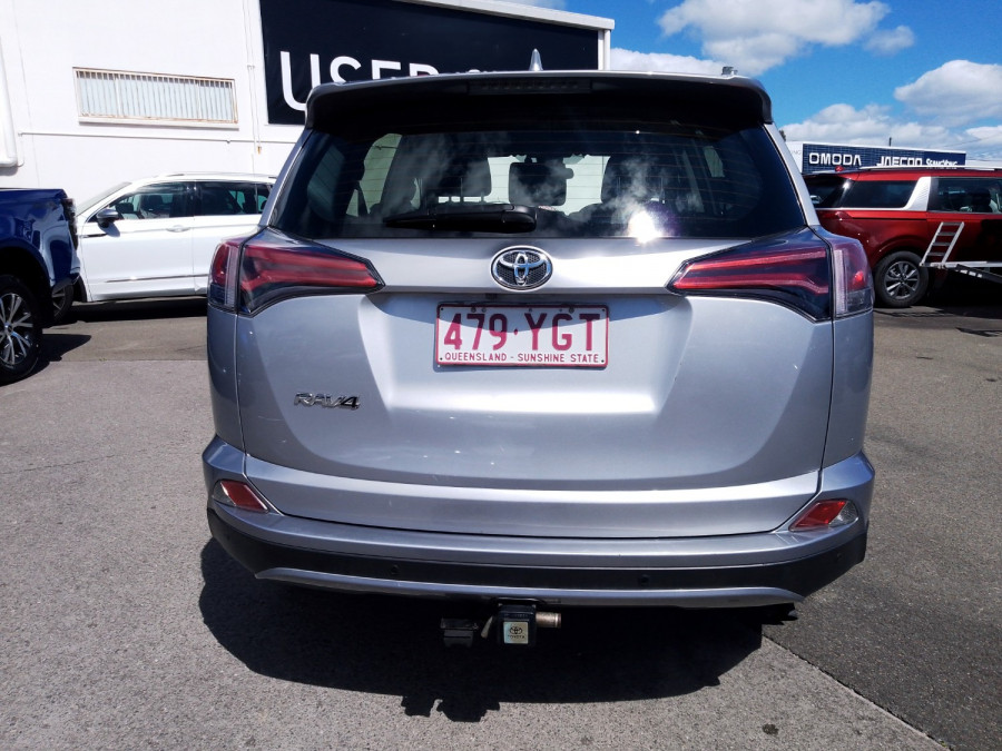 2018 Toyota RAV4 ZSA42R GX SUV Image 9
