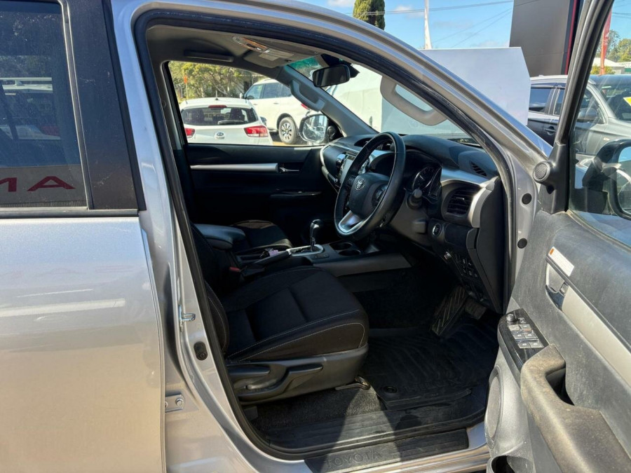 2023 Toyota HiLux GUN126R SR5 Ute Image 14