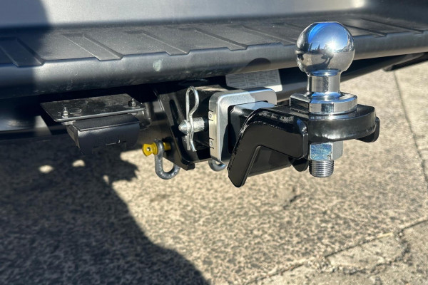 2026 MY25.5 Isuzu D-MAX RG X-TERRAIN Ute Image 23