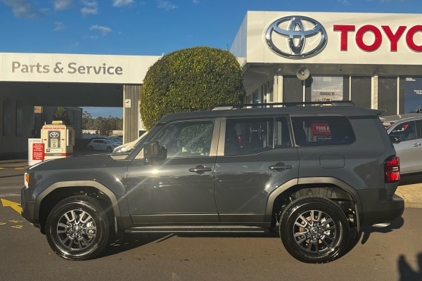 2025 MY24 Toyota LandCruiser Prado GDJ251R GXL SUV Image 3