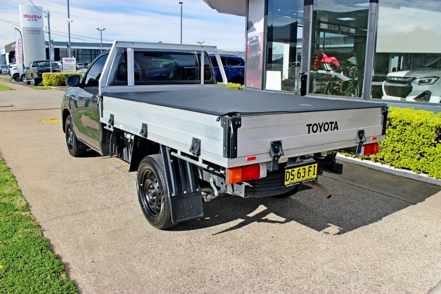 2024 Toyota HiLux TGN121R WorkMate Cab Chassis Image 6