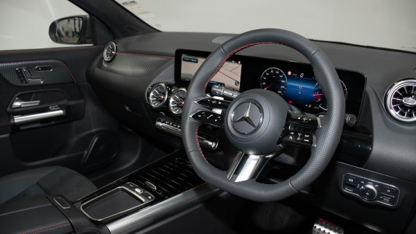 2025 Mercedes-Benz GLA-Class H247 GLA200 SUV image 10