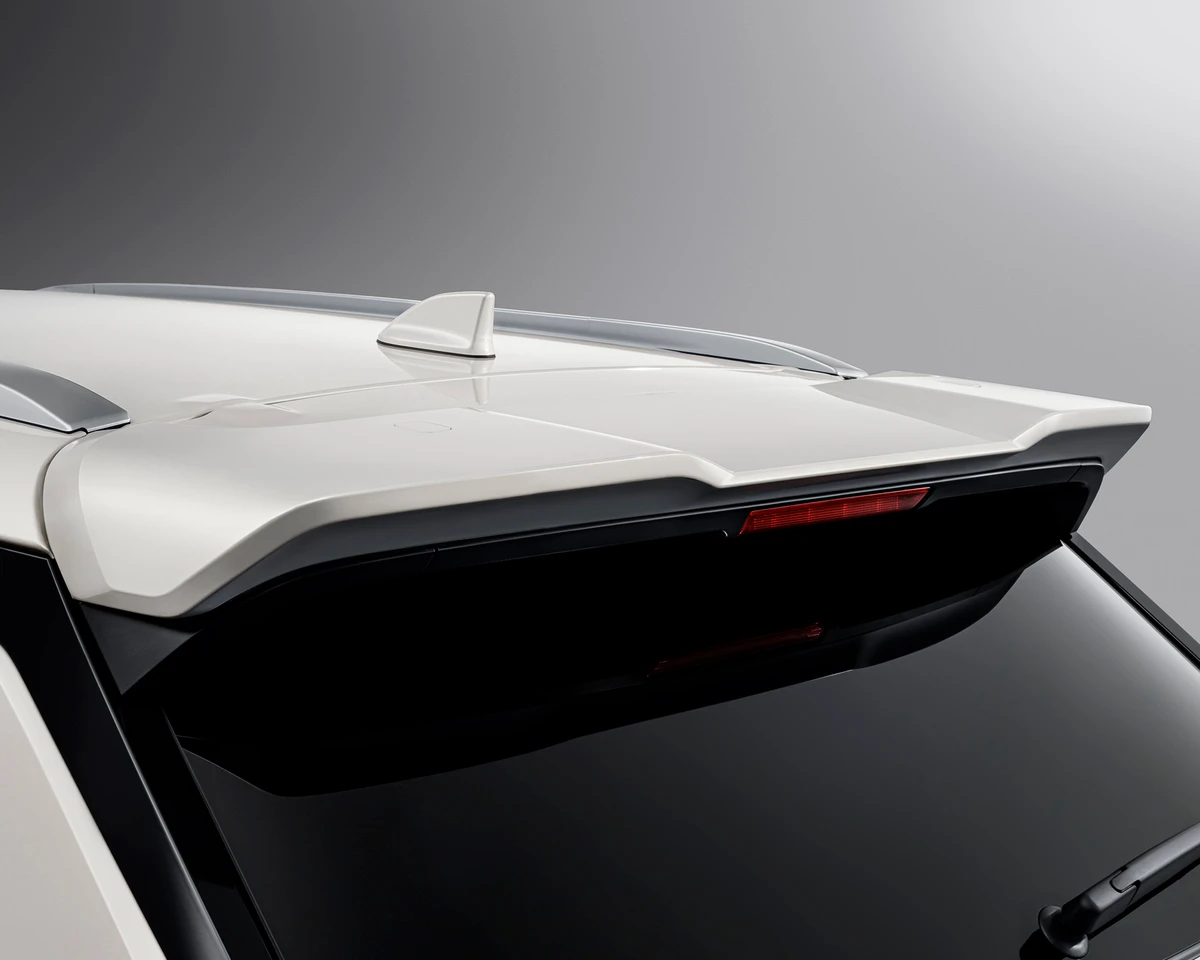 Dynamic Tailgate spoiler, White Solid