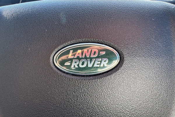 2016 MY16.5 Land Rover Discovery Sport L550 SD4 HSE SUV Image 24