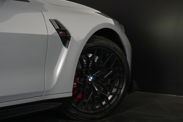 2024 BMW M4 CS Coupe Image 25