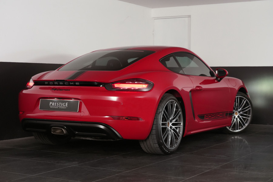 2024 Porsche 718 Cayman Coupe Image 28