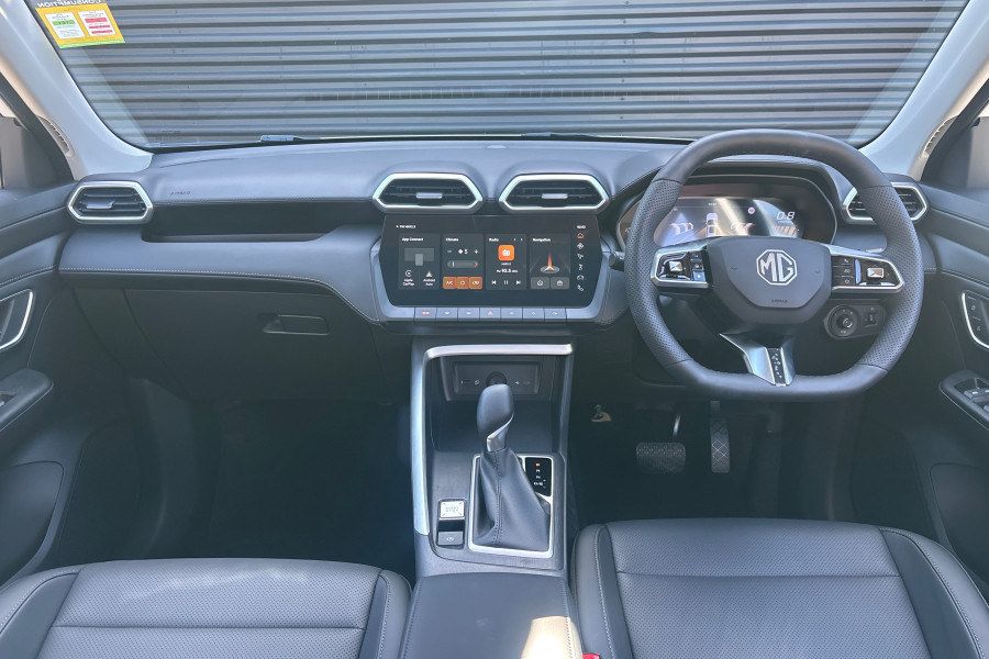 2025 MG ZS ZS32 Essence SUV Image 8