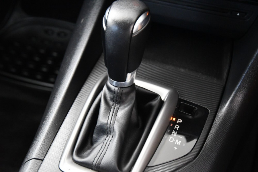 2014 Mazda 3 BM5478 Neo Hatchback Image 14