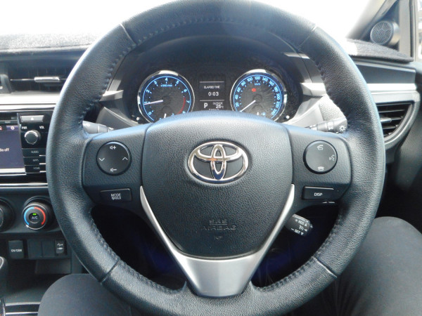 2014 Toyota Corolla ZRE172R SX Sedan