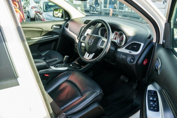 2015 Dodge Journey JC R/T Wagon Image 15