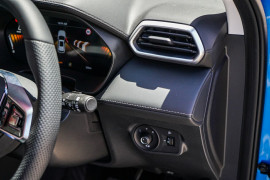 2024 MY24.5 MG ZS ZS32 Essence Hybrid+ SUV