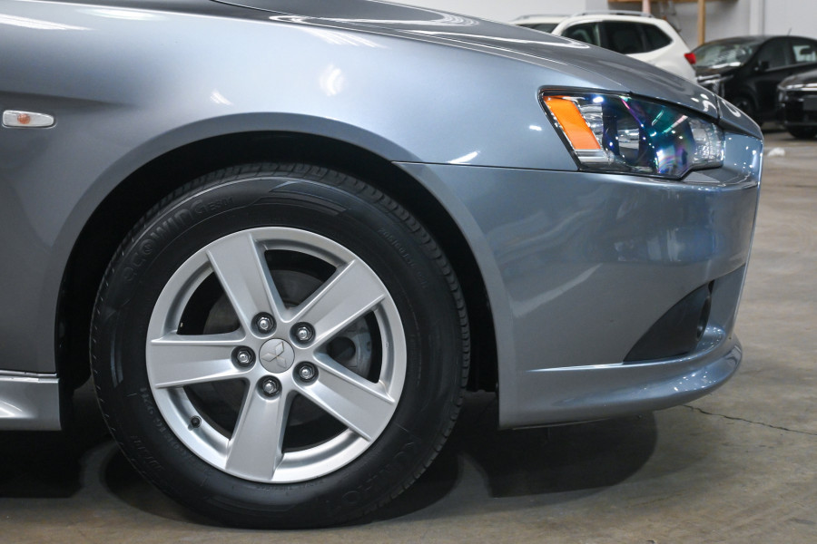 2014 MY14.5 Mitsubishi Lancer CJ ES Sport Sedan Image 19