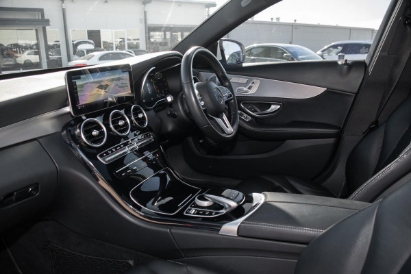 2019 Mercedes-Benz C-Class W205 C300 Sedan image 8