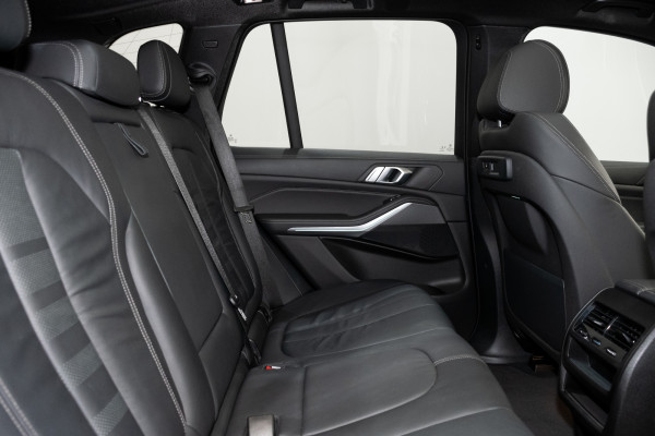 2020 BMW X5 Xdrive45e M Sport Phev SUV Image 3