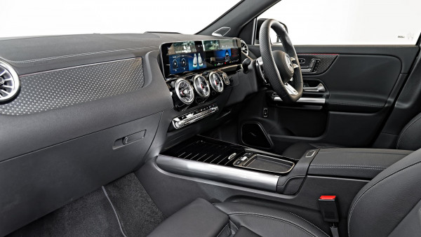 2026 Mercedes-Benz GLA-Class H247 GLA35 AMG SUV image 8