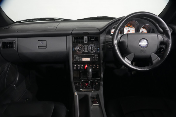 2002 [THIS VEHICLE IS SOLD] image 13