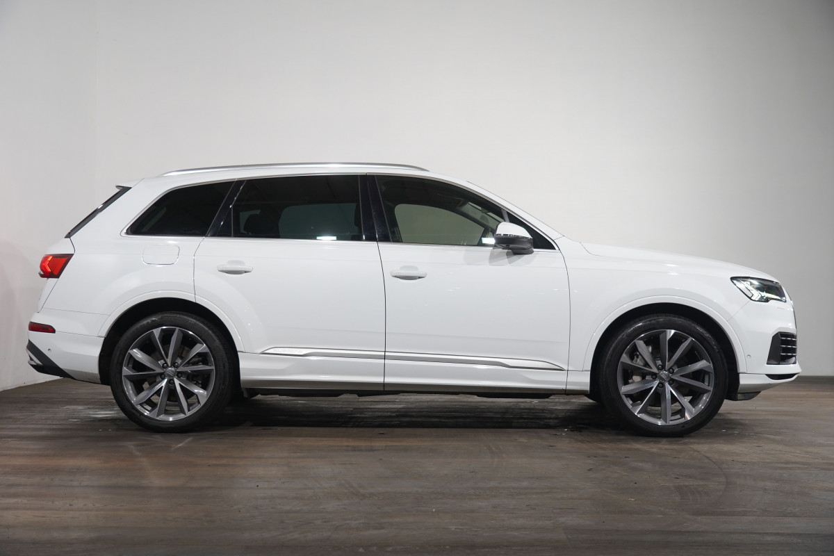 2020 Audi Q7 45 Tdi Quattro SUV Image 4